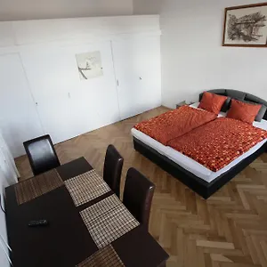 Carpe Diem Apartment